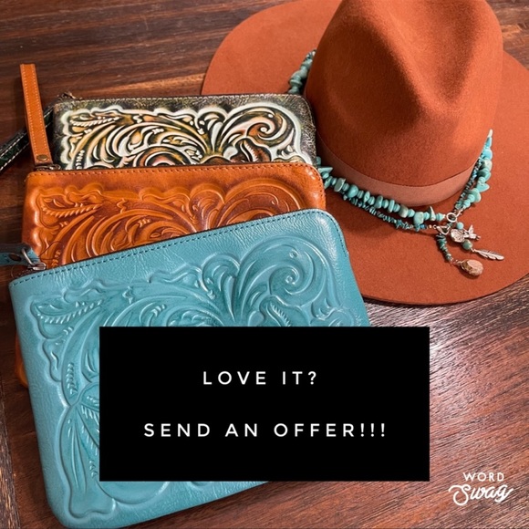 Meet your Posher, Danielle - Picture 2 of 4